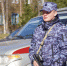 В Нарьян-Маре росгвардейцы оказали доврачебную помощь упавшему на землю прохожему - Росгвардия