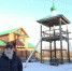 Отец Пётр не нарадуется новой колоколенке / Фото автора - Няръяна вындер