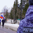 В Нарьян-Маре Росгвардия и полиция обеспечили безопасность более 300 участников шествия в поддержку бойцов СВО - Росгвардия